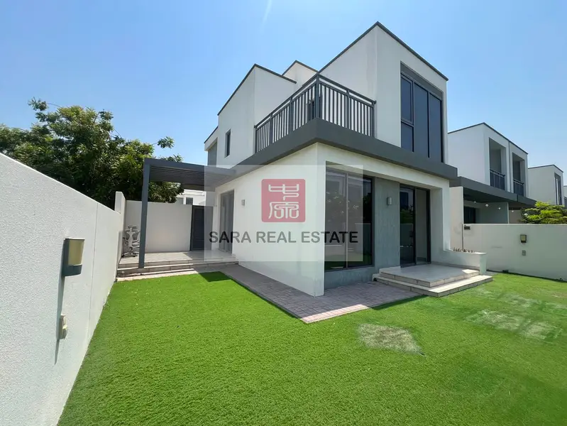 Premium 4BR Villa + Maid| Private Front Yard | Ready to Move